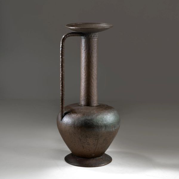 



LARGE COPPER PITCHER