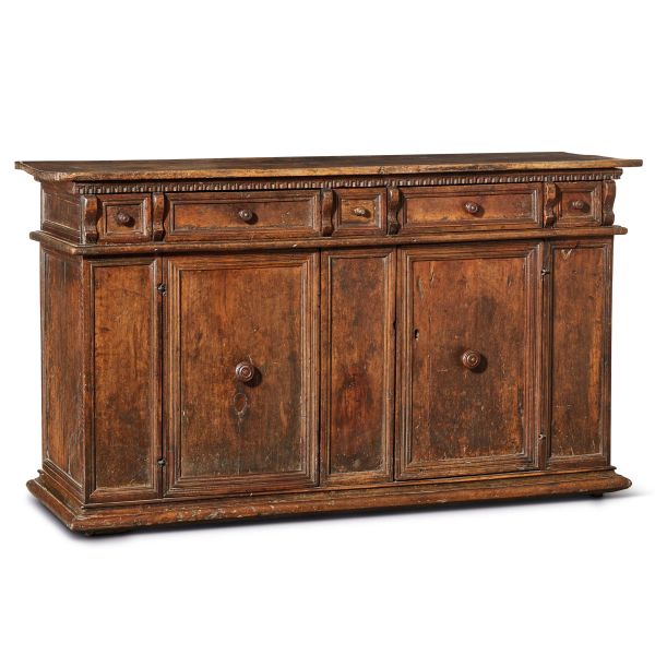 



A TUSCAN SIDEBOARD, 17TH CENTURY