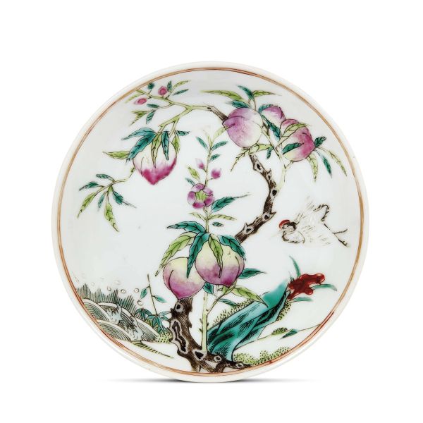 A SMALL PLATE, CHINA, QING DYNASTY, 19TH CENTURY