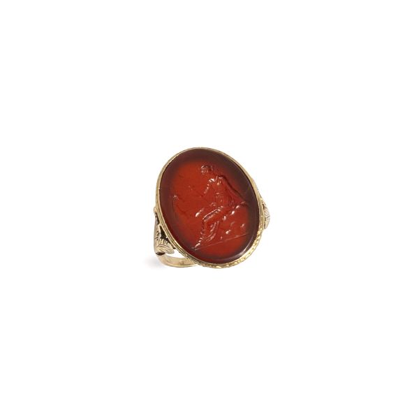 



ANELLO CON CORNIOLA INCISA