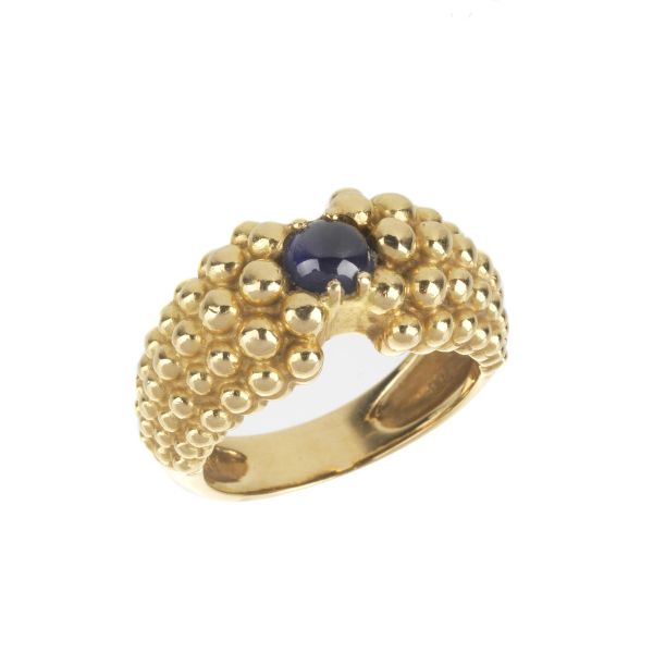 SAPPHIRE RING IN 18KT YELLOW GOLD