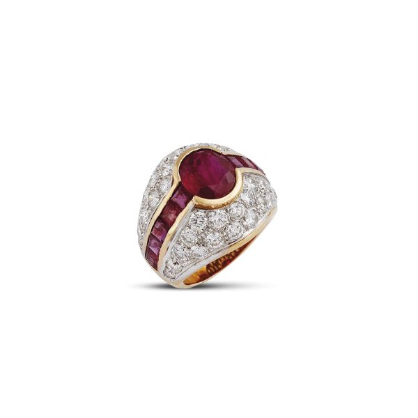 RUBY AND DIAMOND RING IN 18KT TWO TONE GOLD