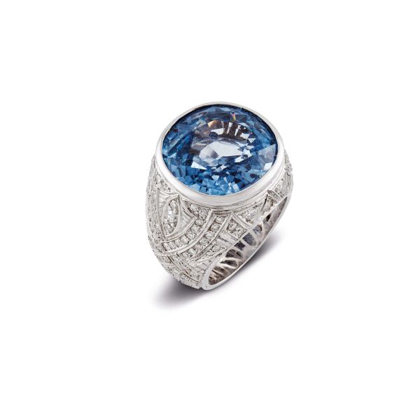 



BURMA SAPPHIRE AND DIAMOND IN 18KT WHITE GOLD