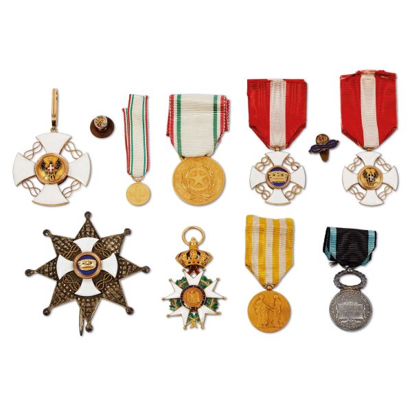 ASSORTIMENTO DI ONOREFICENZE E DECORAZIONI, ITALIA E FRANCIA, SECOLO XIX E XX