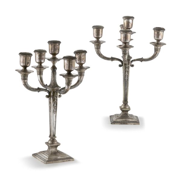 COPPIA DI CANDELABRI, MILANO, SECOLO XX, ARGENITERE GENAZZI