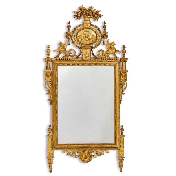 



A LUCCHESE MIRROR, LATE 18TH CENTURY