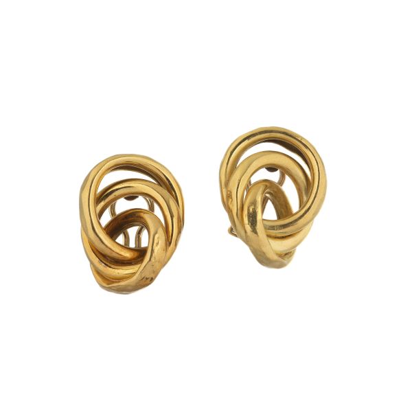 CLIP EARRINGS IN 18KT YELLOW GOLD