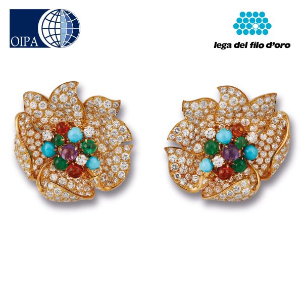



BULGARI MULTI GEM FLOWER EARRINGS IN 18KT YELLOW GOLD