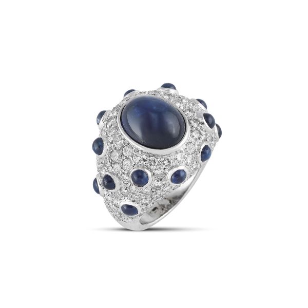 



SAPPHIRE AND DIAMOND DOME RING IN 18KT WHITE GOLD