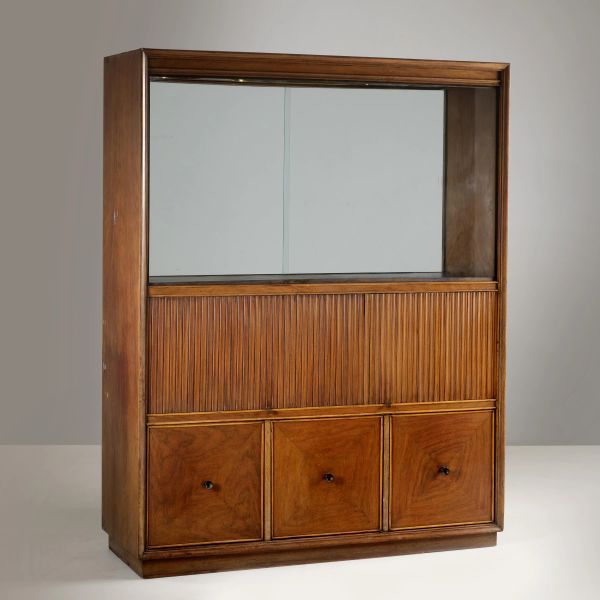 



DOUBLE FACE CABINET&nbsp; 
