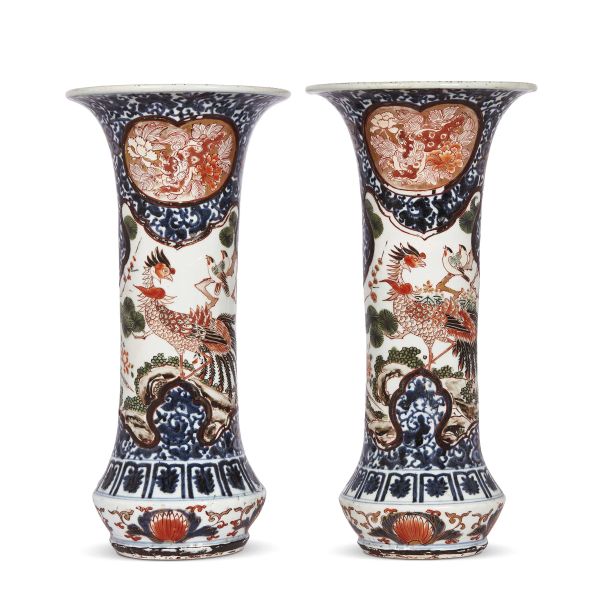TWO VASES, JAPANESE, 17TH-18TH CENTURY