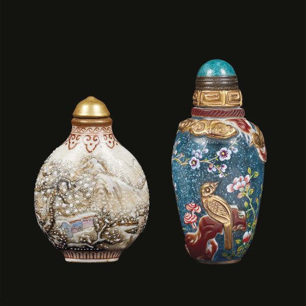 TWO SNUFF BOTTLES, CHINA, REPUBLIC PERIOD (1912-1949)