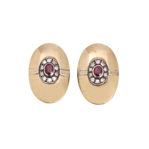 



RUBY AND DIAMOND EARRINGS IN 18KT TWO TONE GOLD