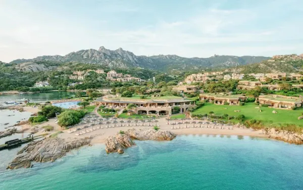 



Hotel Pitrizza, Liscia di Vacca (SS)