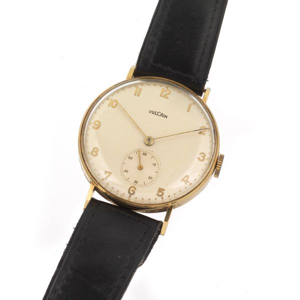 VULCAIN YELLOW GOLD WRISTWATCH N. 13357XX