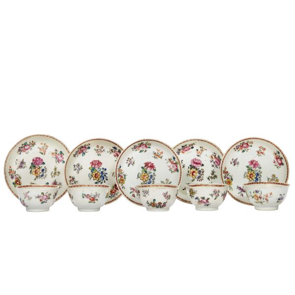 EIGHT CHINESE EXPORT CUPS AND SAUCERS ASSORTMENT, 18TH CENTURY