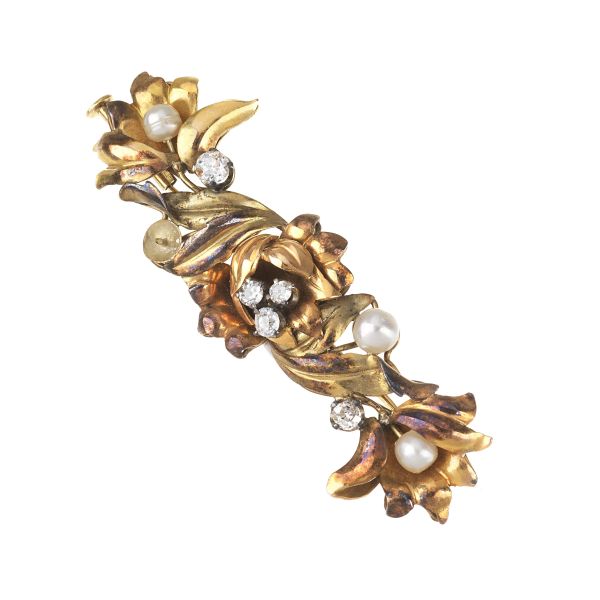 PEARL AND DIAMOND CLUSTER BROOCH IN 14KT GOLD
