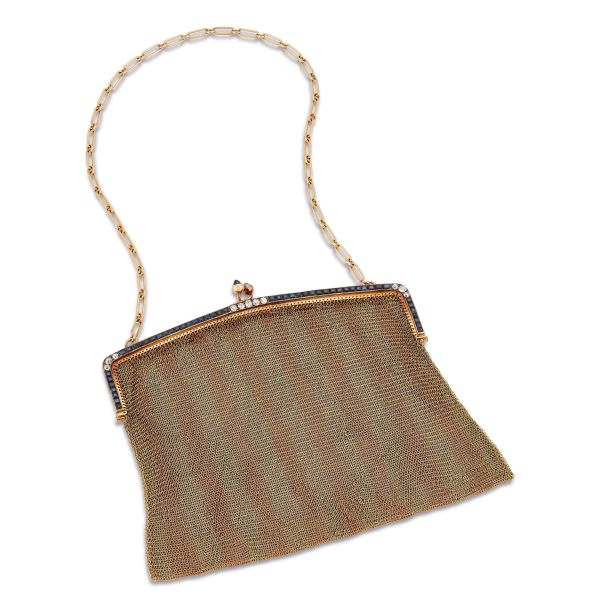 



EVENING BAG IN GOLD