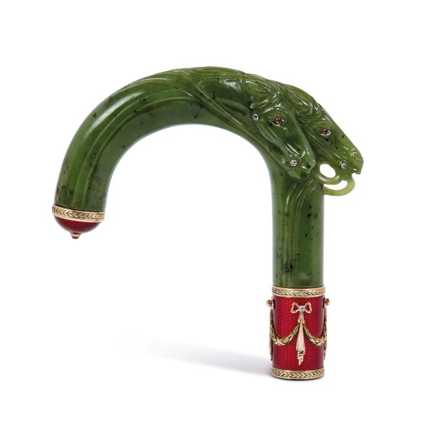 A RUSSIAN UMBRELLA HANDLE, EARLY 20TH CENTURY