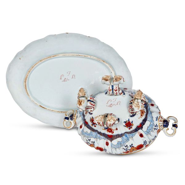 ZUPPIERA CON PRESENTATOIO, MILANO, MANIFATTURA PASQUALE RUBATI, 1770-1780 ?