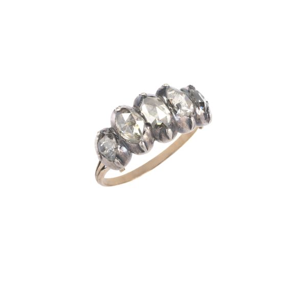 DIAMOND RING IN SILVER AND LOW TITLE ROSE GOLD