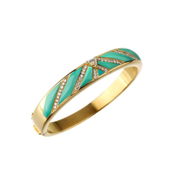 



TURQUOISE PASTE AND DIAMOND BANGLE BRACELET IN 18KT YELLOW GOLD