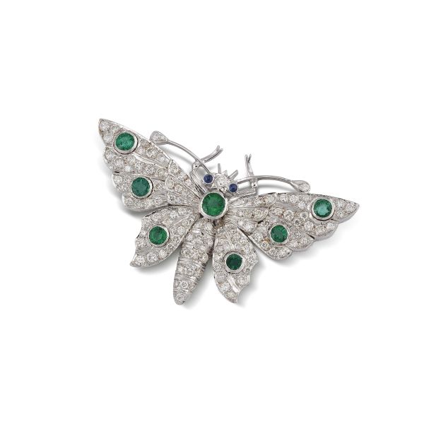 BUTTERFLY-SHAPED MULTI GEM BROOCH IN 18KT WHITE GOLD