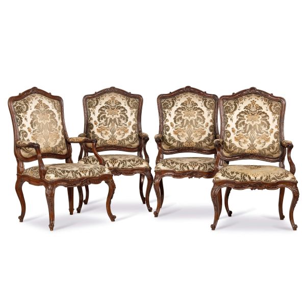 



FOUR TURINESE LOUIS XV ARMCHAIRS, FIRST HALF 18TH CENTURY