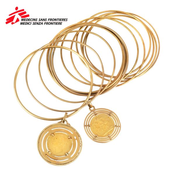 18KT YELLOW GOLD BANGLES WITH COINS