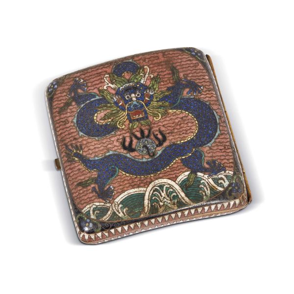 A CIGARETTE CASE, CHINA, LATE QING DYNASTY, 19TH-20TH CENTURY