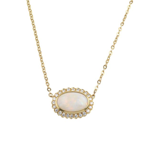 OPAL AND DIAMOND NECKLACE IN 18KT YELLOW GOLD