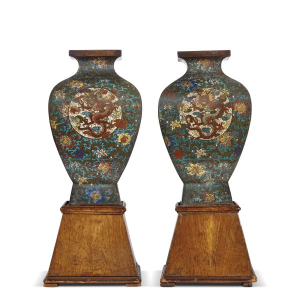 A PAIR OF SQUARE-SHAPED CLOISONN&Eacute; VASES WITH DRAGONS, CHINA, QING DYNASTY, 18TH CENTURY