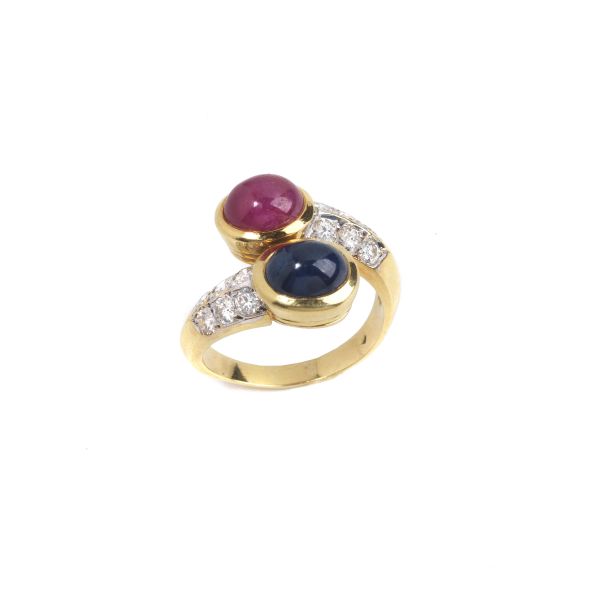 MULTI GEM CONTRARIE RING IN 18KT YELLOW GOLD