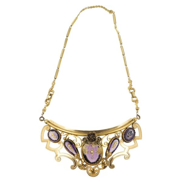 PECTORAL NECKLACE IN GOLD