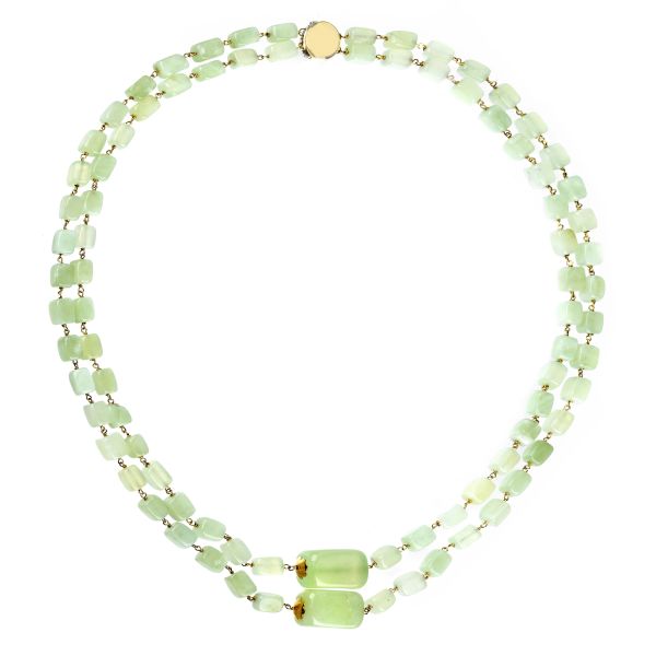 



LONG CHALCEDONY NECKLACE IN 18KT YELLOW GOLD