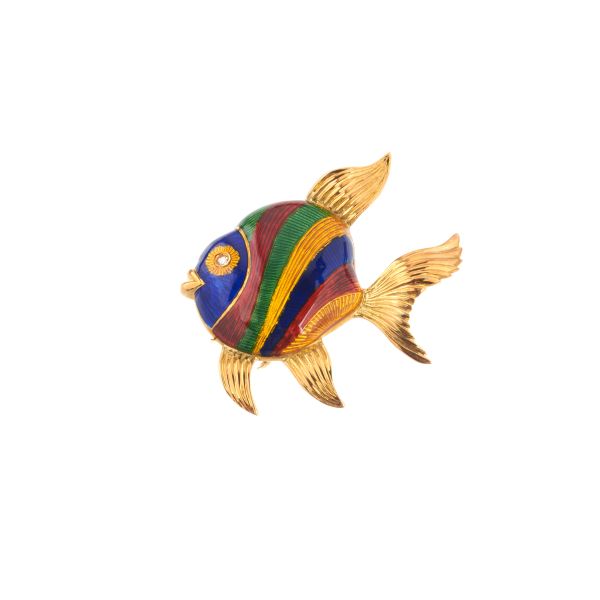 FISCH-SHAPED ENAMELLED BROOCH IN 18KT YELLOW GOLD