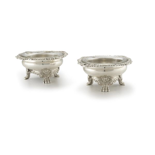 PAIR OF STERLING SILVER SALT CELLAR, LONDON, 1813, MARK OF PAUL STORR