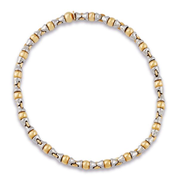 Bulgari - 



BULGARI COLLIER IN 18KT YELLOW GOLD AND STEEL