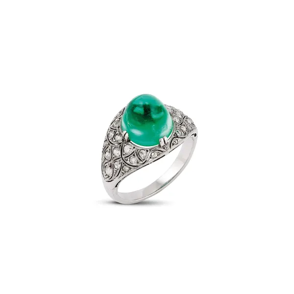 



COLOMBIAN EMERALD AND DIAMOND RING IN PLATINUM