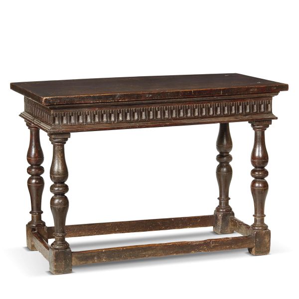 A CENTRAL ITALY TABLE, 16TH CENTURY