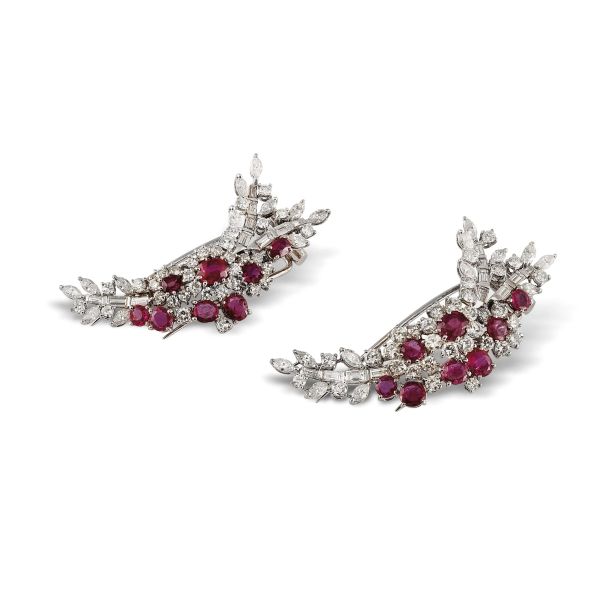 PAIR OF RUBY AND DIAMOND CLUSTER BROOCHES IN 18KT WHITE GOLD