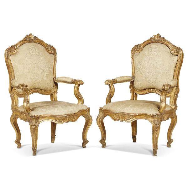 A PAIR OF NORTHERN ITALY ARMCHAIRS, SECOND HALF 18TH CENTURY
