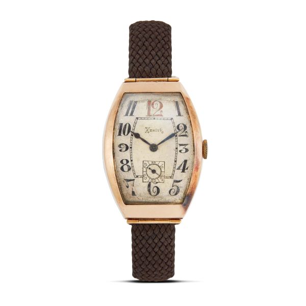 



ZENITH TONNEAU LOW TITLE GOLD WRISTWATCH