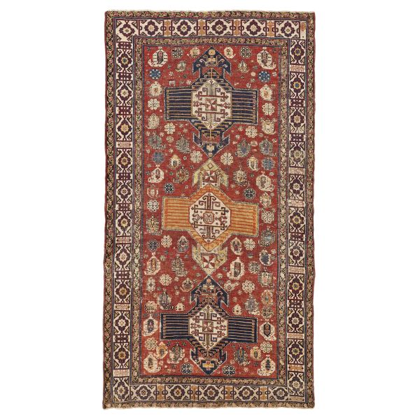 A CAUCASIAN RUG, EARLY 20TH CENTURY