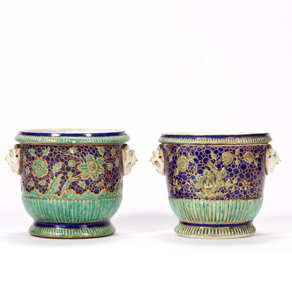 A PAIR OF FRENCH CACHEPOT, 19TH CENTURY