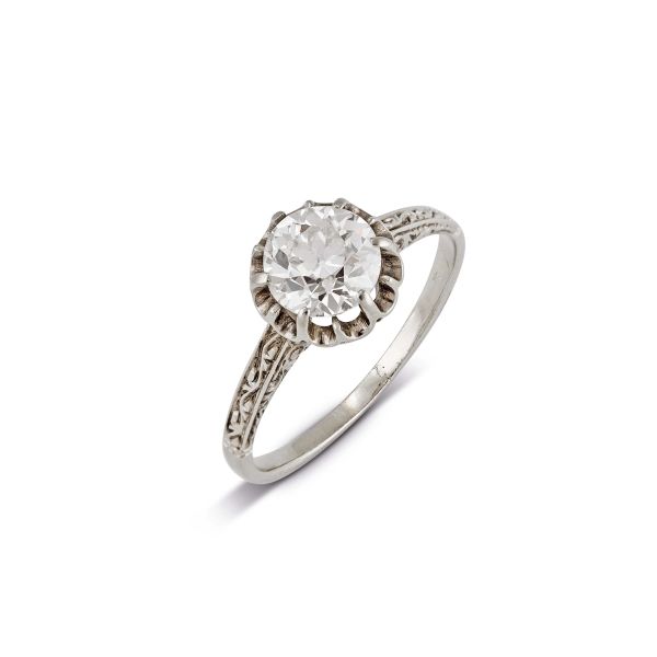 



ANELLO SOLITARIO CON DIAMANTE TAGLIO VECCHIO