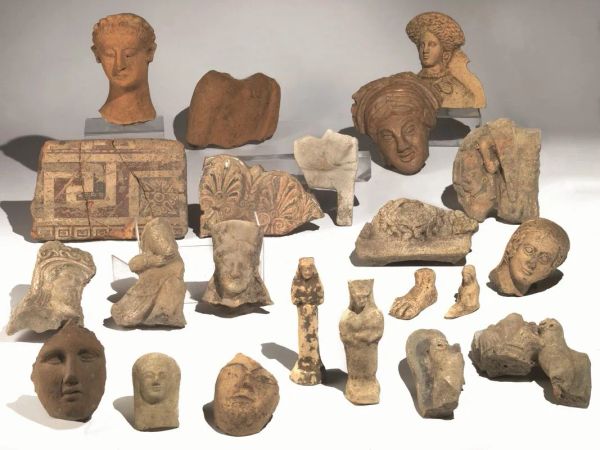 Importante collezione di sculture templari