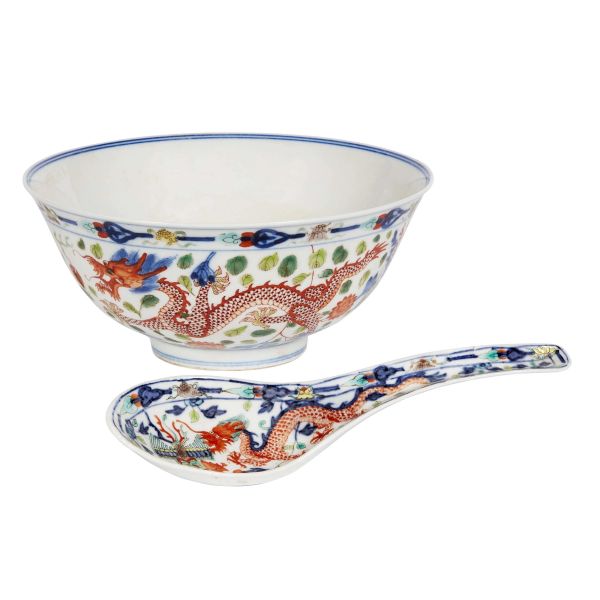 A BOWL WITH SPOON, CHINA, QING DYNASTY, 19TH-20TH CENTURIES