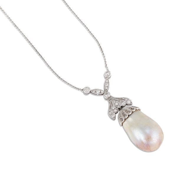 



COLLANA CON PERLA NATURALE BAROCCA E DIAMANTI