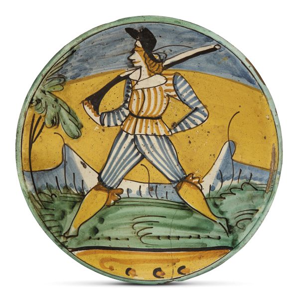 A MONTELUPO DISH, CIRCA 1650